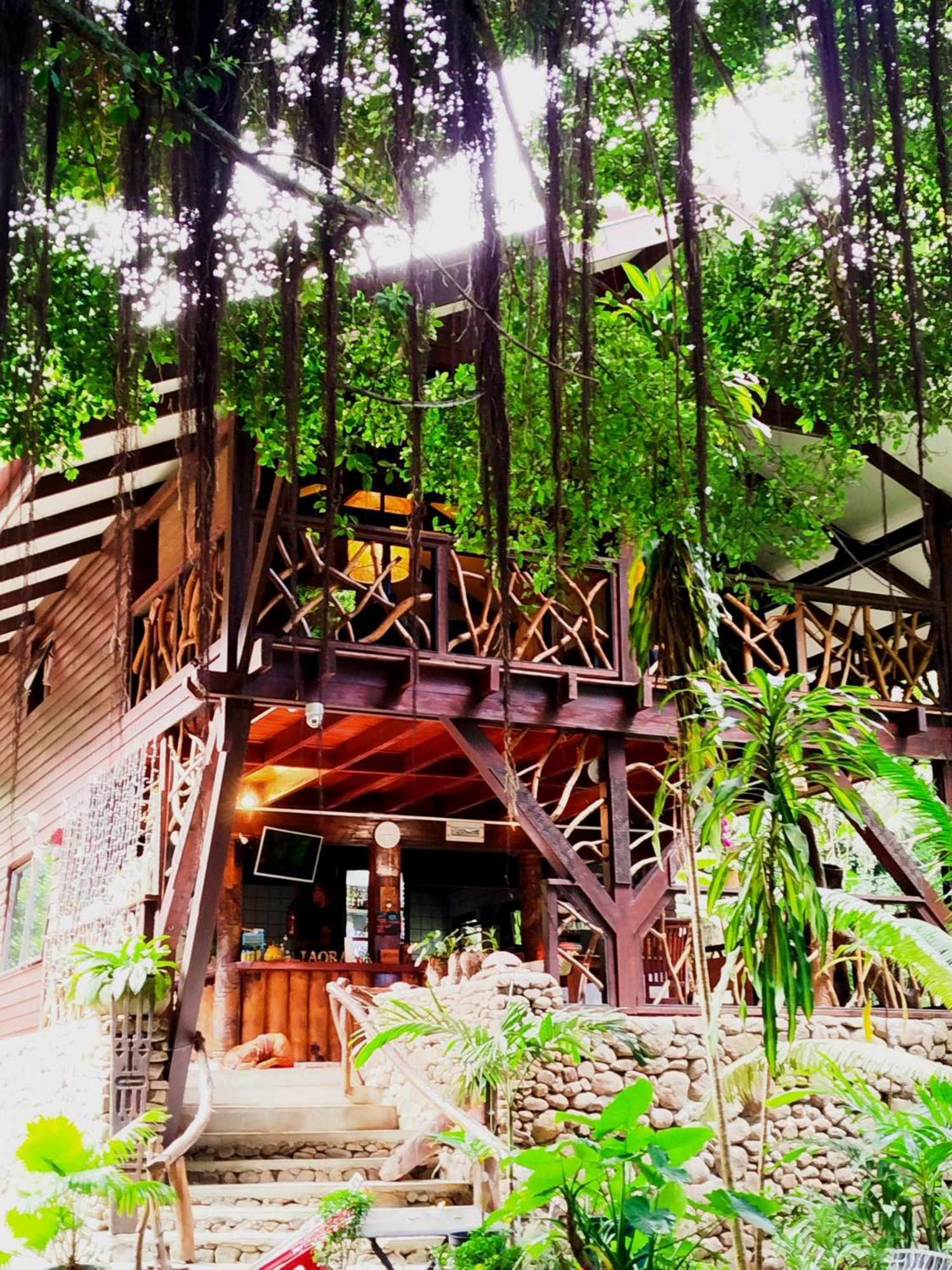 Haere Mai I Te Fare Hotel Teavaro Exterior photo