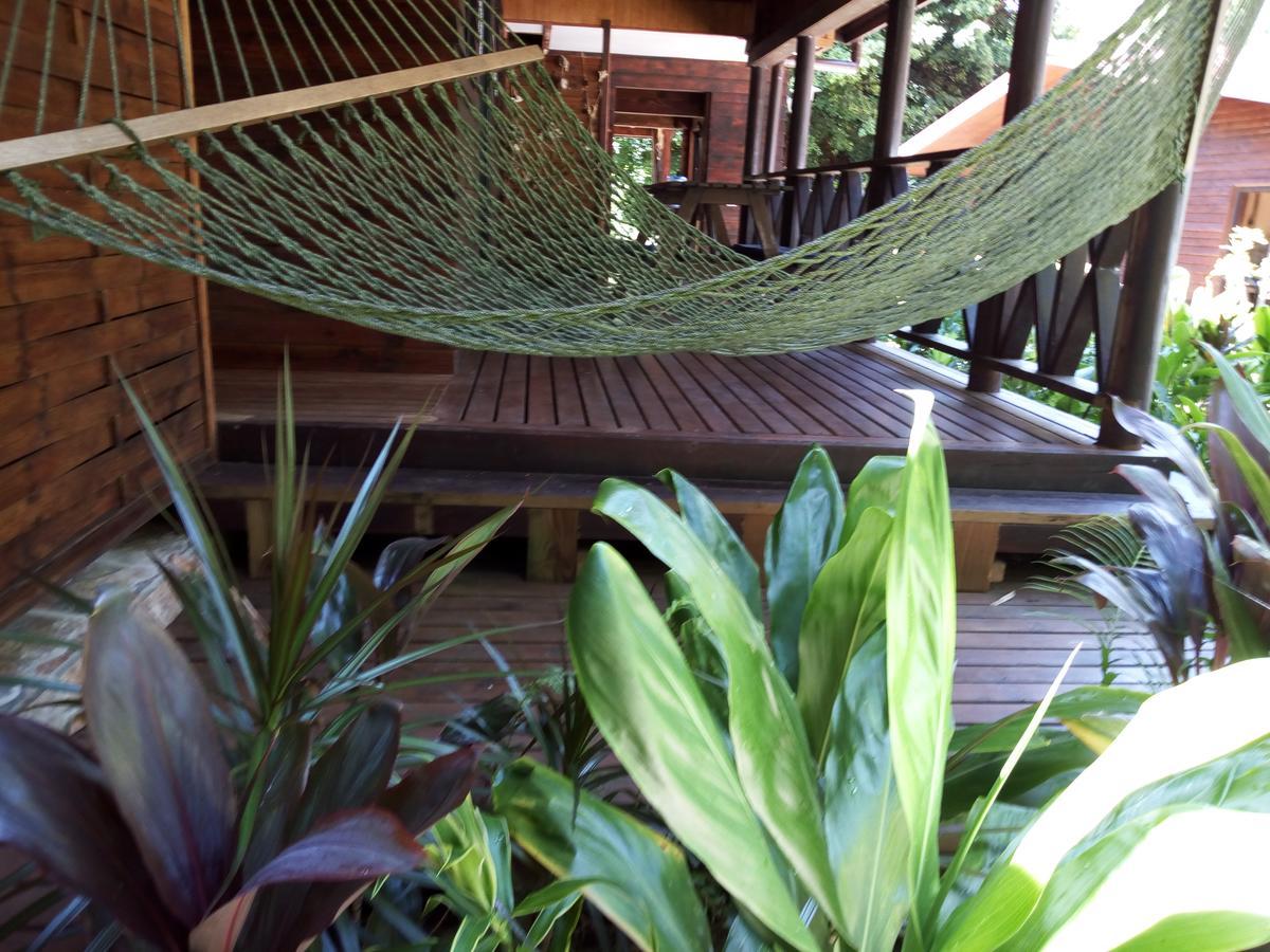 Haere Mai I Te Fare Hotel Teavaro Exterior photo