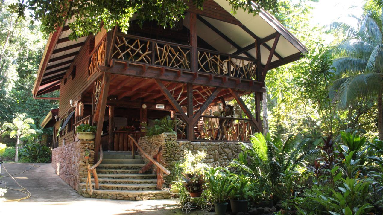 Haere Mai I Te Fare Hotel Teavaro Exterior photo